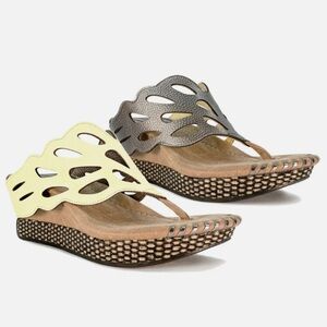 NWOB Modzori Troya 3 Reversible Wedge Thong Platform Sandals Butter/Pewter Sz 9